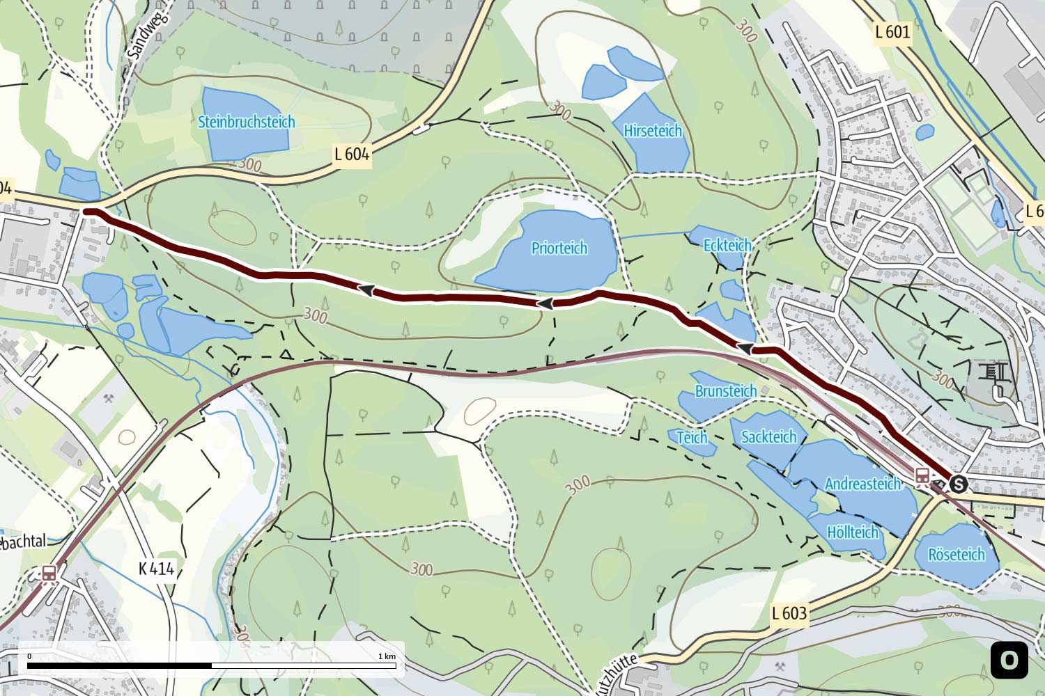 Entlang des Priorteichs